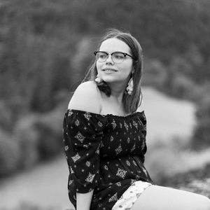 Meet your Posher, Stephanie